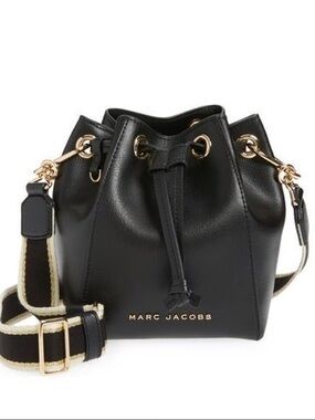 Marc Jacobs Black Leather mini Bucket Bag